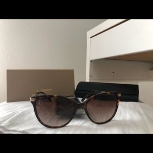 Burberry women’s sunglasses
